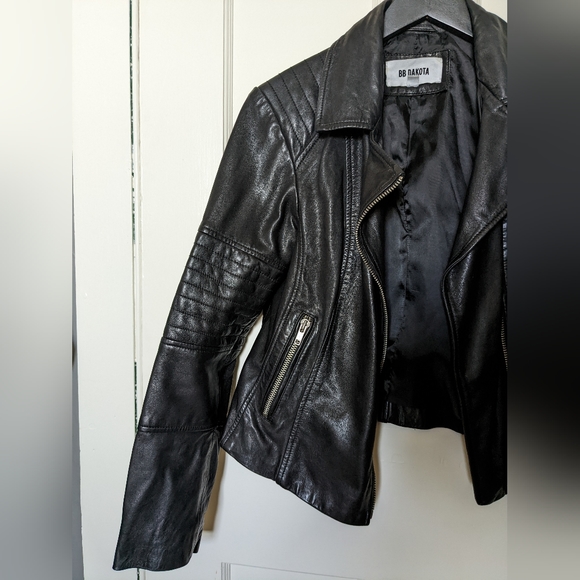 BB Dakota Black Leather Jacket - Picture 2 of 5